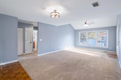 14OceanParkCt-14