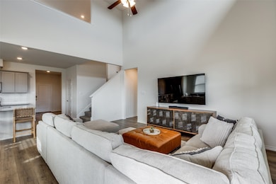 10100 Breezeway Dr, Aubrey, TX 76227 - photo 5