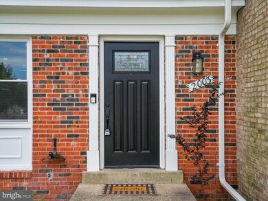 2003 Mayflower Dr, Woodbridge, VA 22192 - photo 3