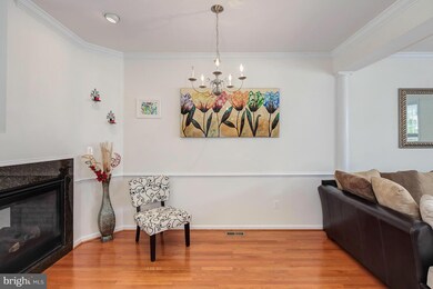 2426 Battery Hill Cir, Woodbridge, VA 22191 - photo 6