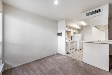 6633 W Airport Blvd unit 505, Houston, TX 77035 - photo 7