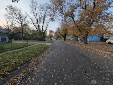 1220 Marot Dr, Dayton, OH 45417 - photo 5