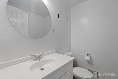 450 Saint Giles Ct, Somerset, NJ 08873 - photo 5