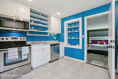 72 Rockledge Ave, Rockledge, FL 32955 - photo 2