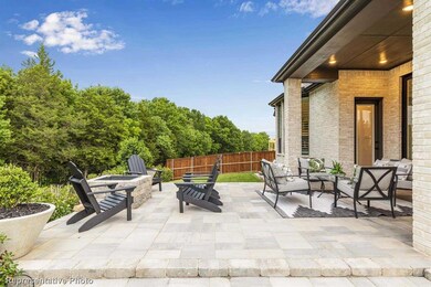 5117 Twin Oaks Ct, Denison, TX 75020 - photo 2