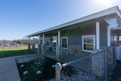 7072 Christopher Dr, Weatherford, TX 76085 - photo 4