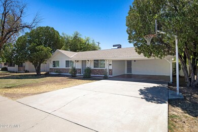 1123 E 6th Pl-3