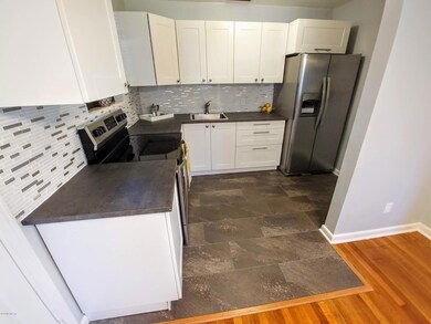 5305 Quan Dr, Jacksonville, FL 32205 - photo 2