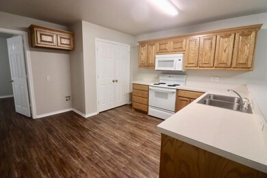 1124 W Spring St, Weatherford, TX 76086 - photo 6