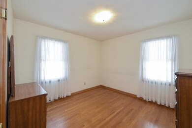 2837 Franklin St, Highland, IN 46322 - photo 7