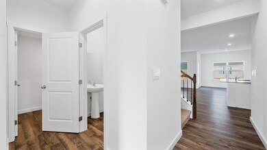 3729 Hawks Creek Dr, Apison, TN 37302 - photo 6