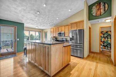 5191 Buttonbush Dr, Fitchburg, WI 53711 - photo 7