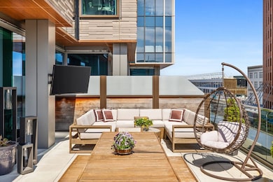 EchelonSeaport Towers 1 & 2 unit 538, Boston, MA 02210 - photo 4