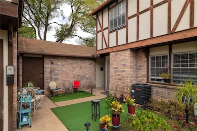 7406 Shadow Hill Dr unit 108, Austin, TX 78731 - photo 6