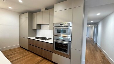 726 E 8th St unit 3, Boston, MA 02127 - photo 3