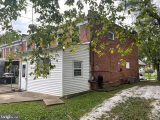 2410 Harriet Ave, Baltimore, MD 21230 - photo 5