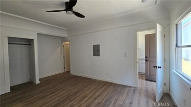 973 N Park Cir unit 6, Long Beach, CA 90813 - photo 4