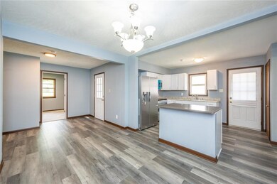 4110 53rd St, Des Moines, IA 50310 - photo 7