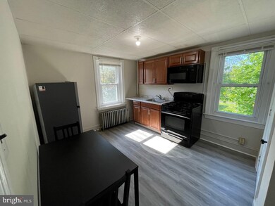 323 Erie Ave, Quakertown, PA 18951 - photo 4