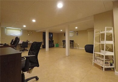 47 Michael Dr, Warwick, RI 02889 - photo 6