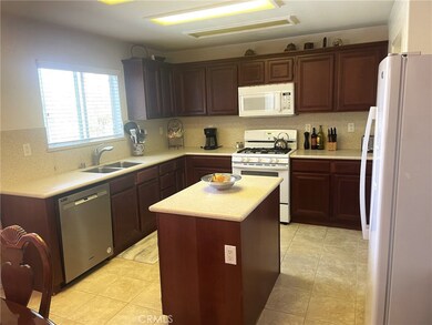 33602 Abbey Rd, Temecula, CA 92592 - photo 3