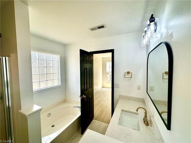 Primary Ensuite