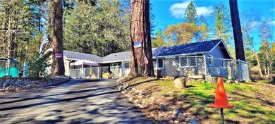 1440 Denton Trail, Grants Pass, OR 97527 - photo 2