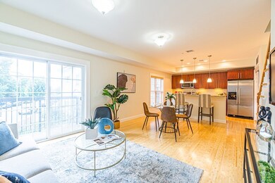 18 Main St unit 3, Somerville, MA 02145 - photo 2