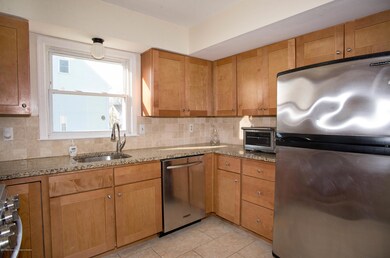 _RMJ9979 kitchen