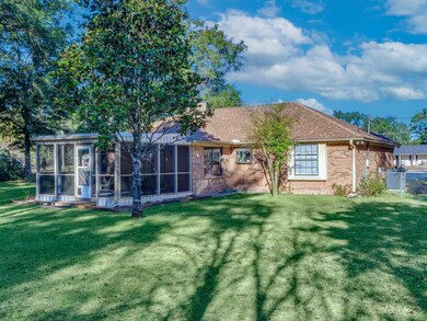 270 Bay Pine Dr, Crawfordville, FL 32327 - photo 6