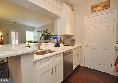 4550 Strutfield Ln unit 2113, Alexandria, VA 22311 - photo 2