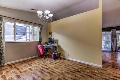 396TourmalineWay_006