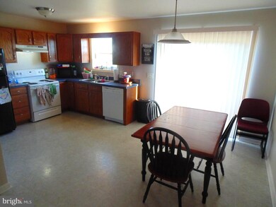 755 Rutherford Dr, Greencastle, PA 17225 - photo 6