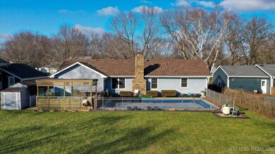 1052 Cardinal Ct, Batavia, IL 60510 - photo 3