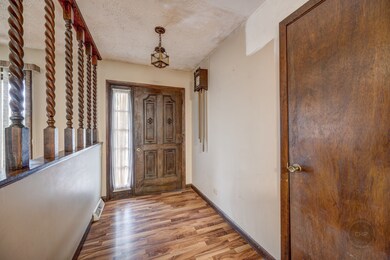 11S771 Mcgrath Ln, Naperville, IL 60564 - photo 7