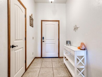 10701 SW 31st Ct, Yukon, OK 73099 - photo 5