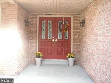 8070 Settle Ct, Waldorf, MD 20603 - photo 5