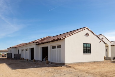 9231 N. 52nd Pl -2 garage