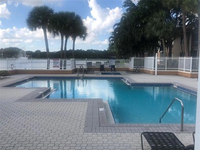 729 NW 92nd Ave, Plantation, FL 33324 - photo 4