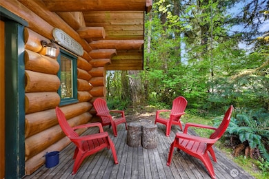 Come relax on the front porch after a day on the slopes or trails