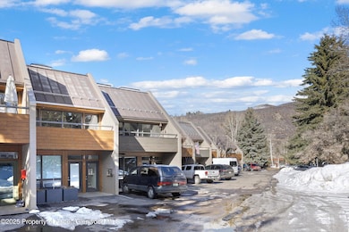 319 Aabc unit CD, Aspen, CO 81611 - photo 3