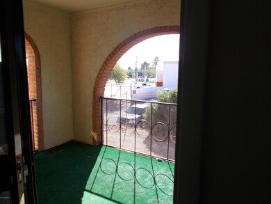 6301 N Barcelona Ct unit 1007, Tucson, AZ 85704 - photo 2