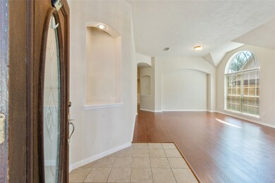 29810 N Legends Chase Cir, Spring, TX 77386 - photo 5