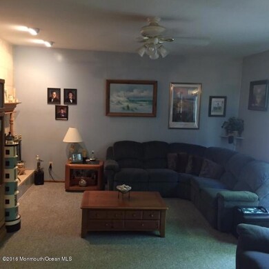 13 Daniel living room