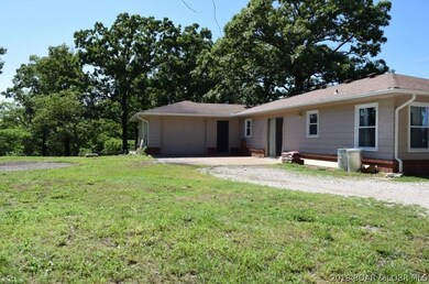 Nice backyard with tons of extra parking!