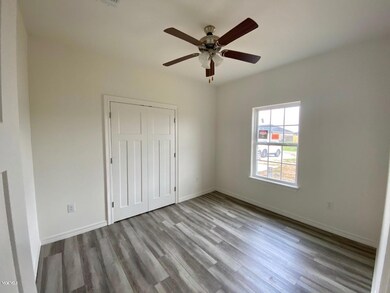 15 Meadow Path 4