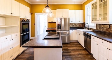 1207 N Madison St, Albany, GA 31701 - photo 6