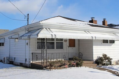 217 Mcclure Ave, Old Forge, PA 18518 - photo 2