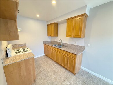 2306 Mira Vista Ave unit 16, Montrose, CA 91020 - photo 5