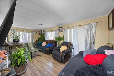 8300 Kern Canyon Rd unit 133, Bakersfield, CA 93306 - photo 6